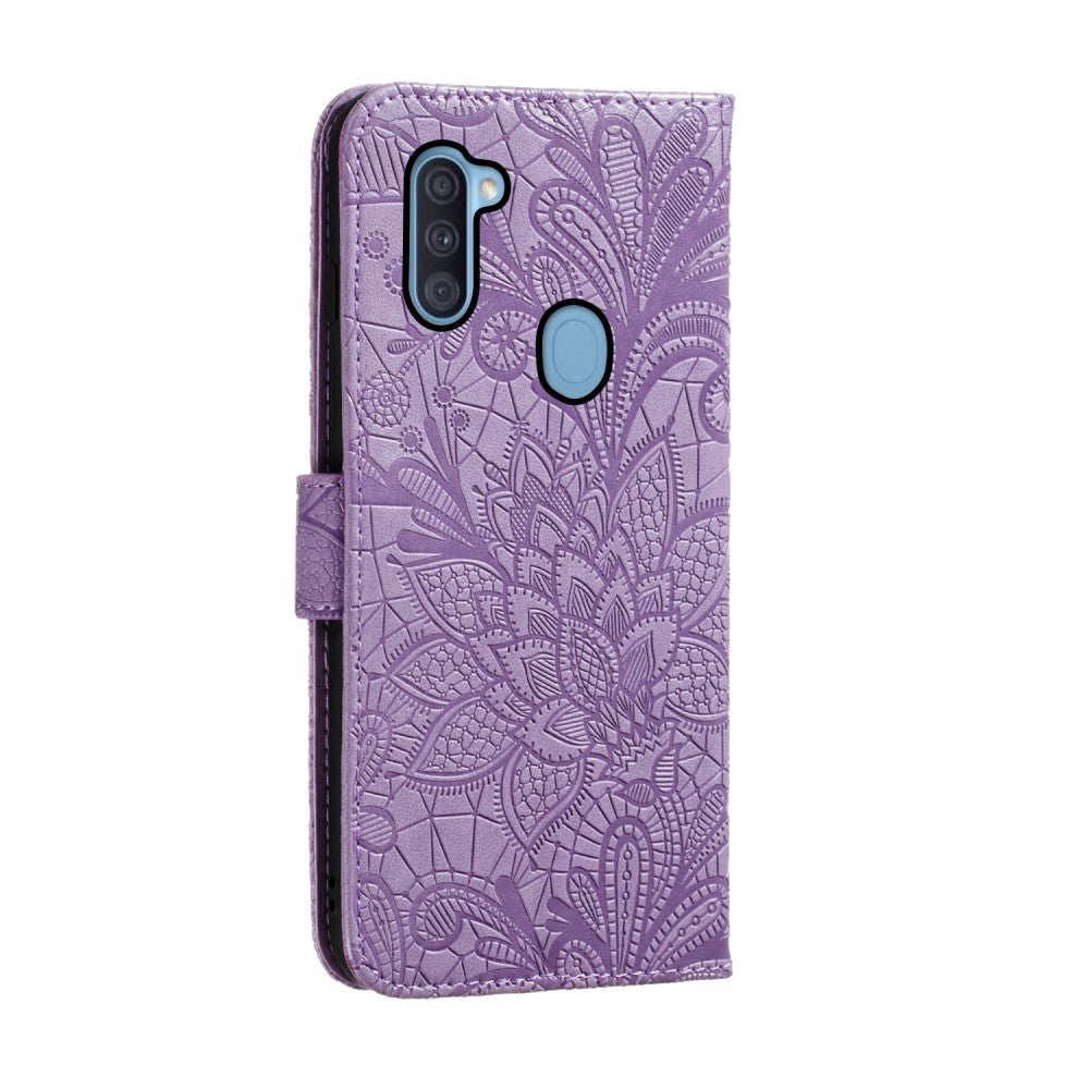 Samsung Galaxy M11 Floral Lace Leather Flip Cover m. Lommebok - Lilla