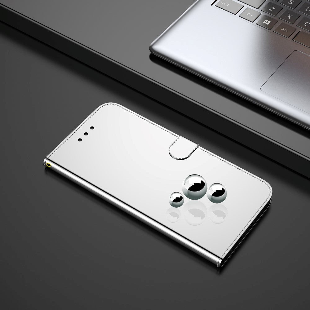 Motorola Moto G22 glanset flipdeksel m. Rem- og kortholder - Sølv