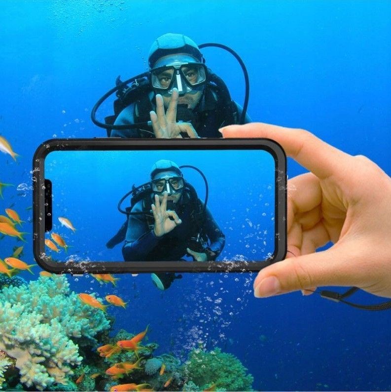 Tech-Protect iPhone 15 vanntett deksel - MagSafe-kompatibel - Gjennomsiktig / Svart