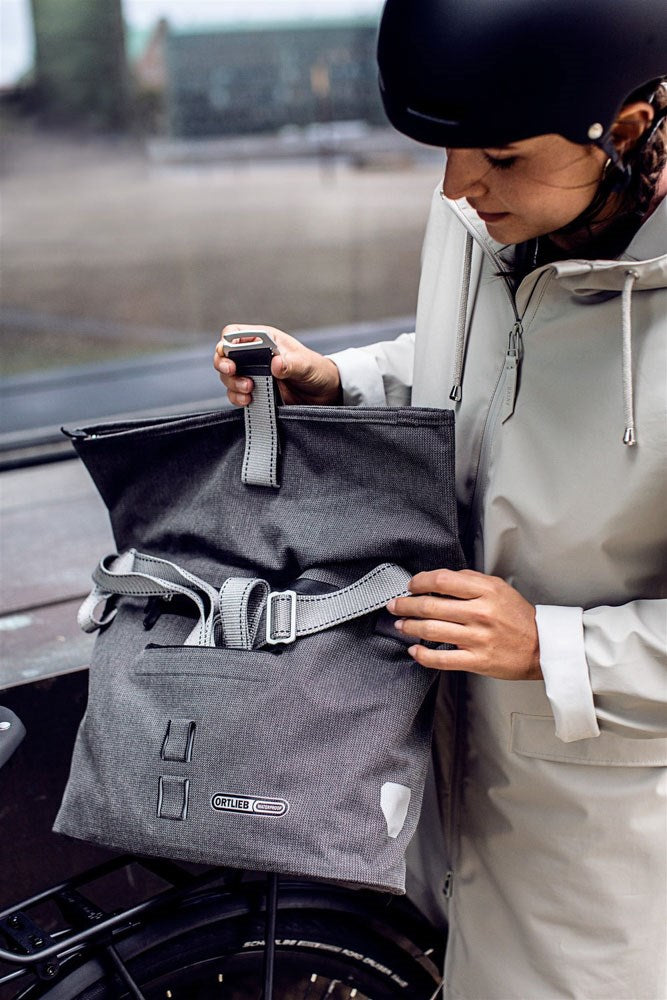 ORTLIEB Twin-City 9L Kombi-Cykeltaske (30 x 39 x 12cm) - Mørkeblå