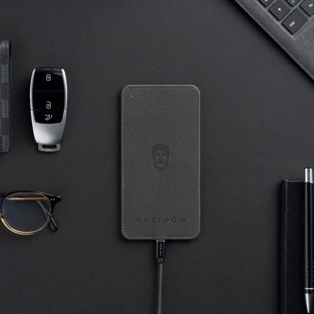UPSTRÖM LÄDER Qi 10W rask trådløs lader - Svart