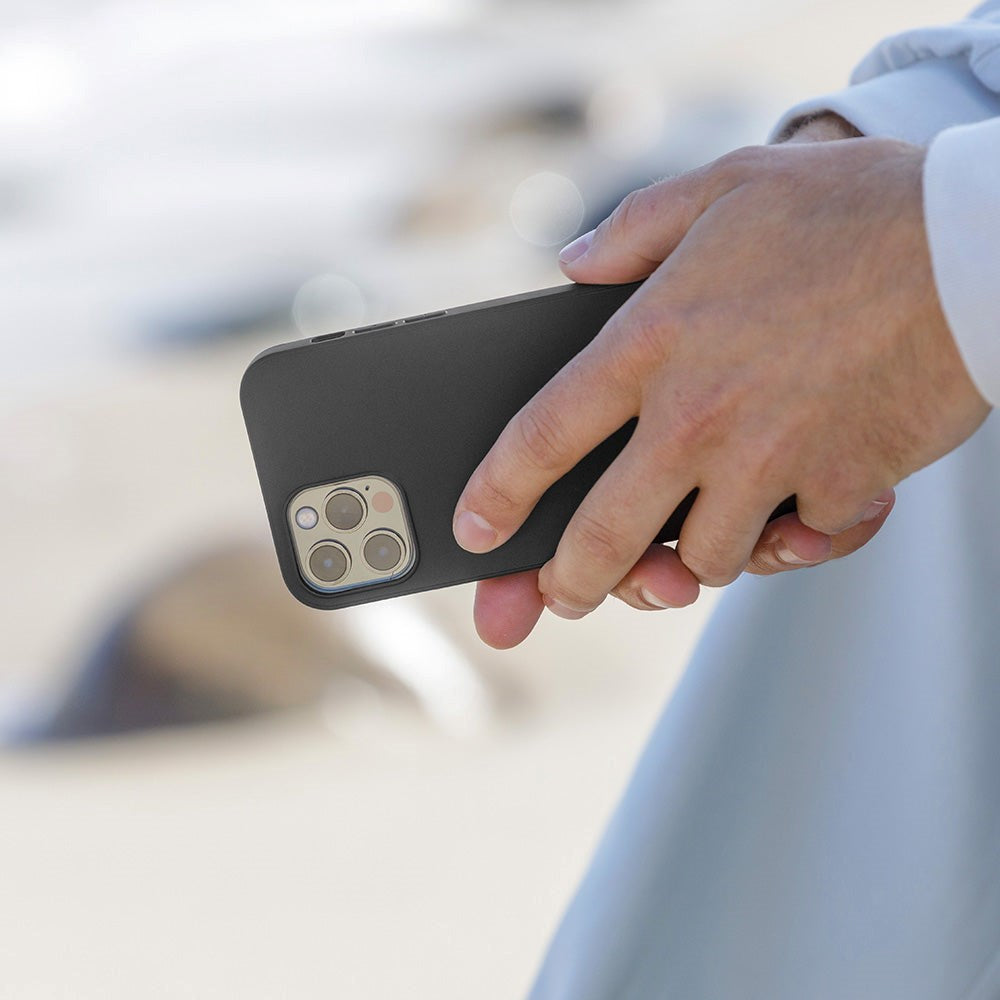 dbramante1928 iPhone 12 / 12 Pro Greenland bakdeksel - 100 % resirkulert plast - svart