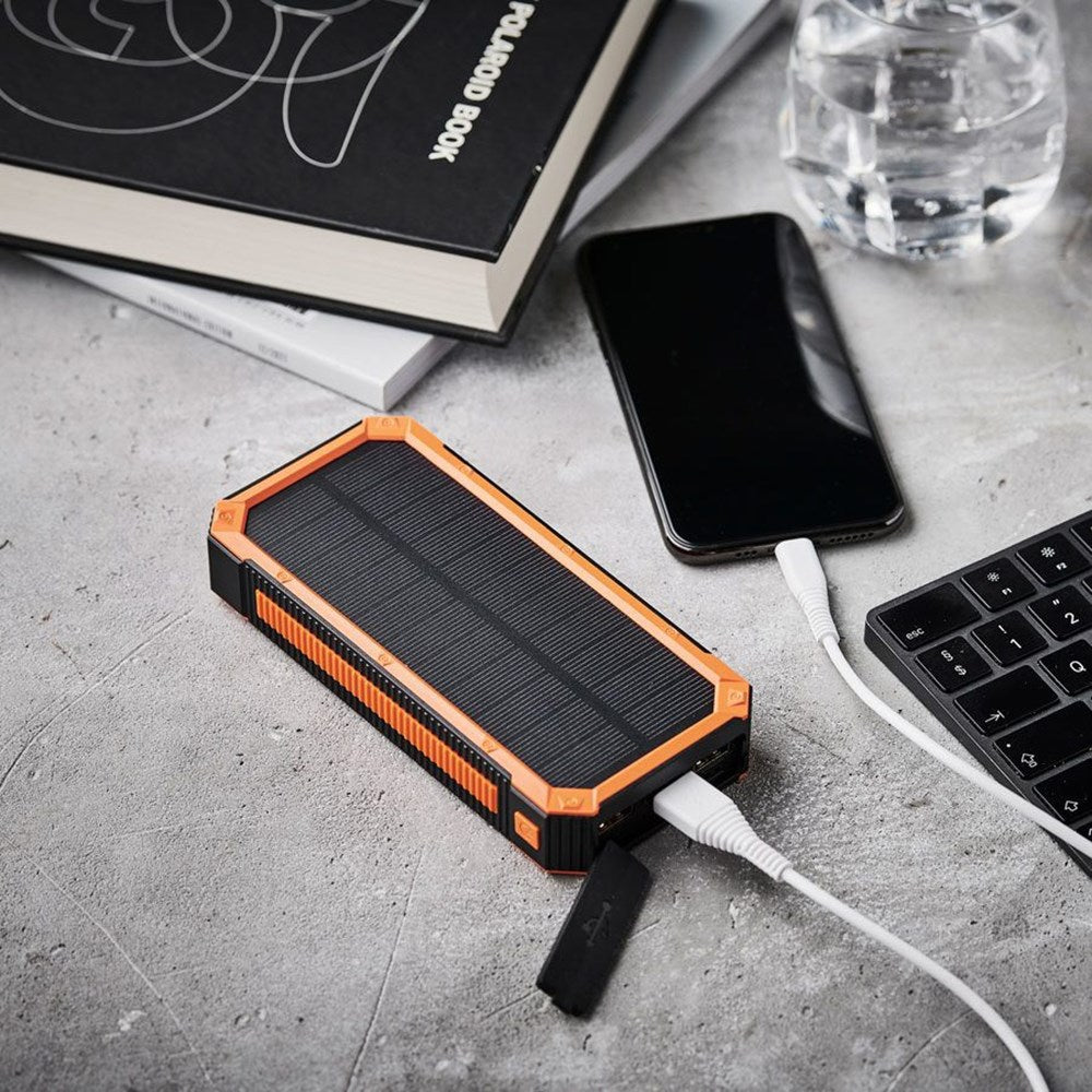 Lippa Solar PowerBank 20 000 mAh 20W 3 x USB-A & 1 x USB-C - Svart / oransje