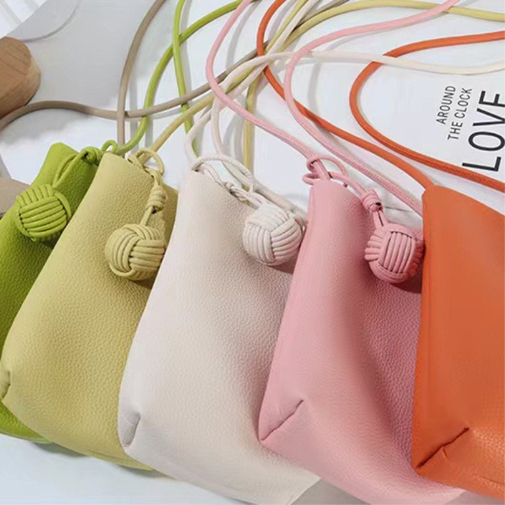 Crossbody mobilveske i kunstskinn m. Magnetlukking (200 x 130 mm) - Beige