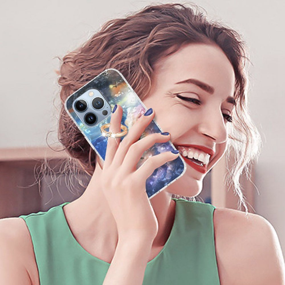 iPhone 14 Pro fleksibelt plastdeksel m. Ring- og stativfunksjon - Hval