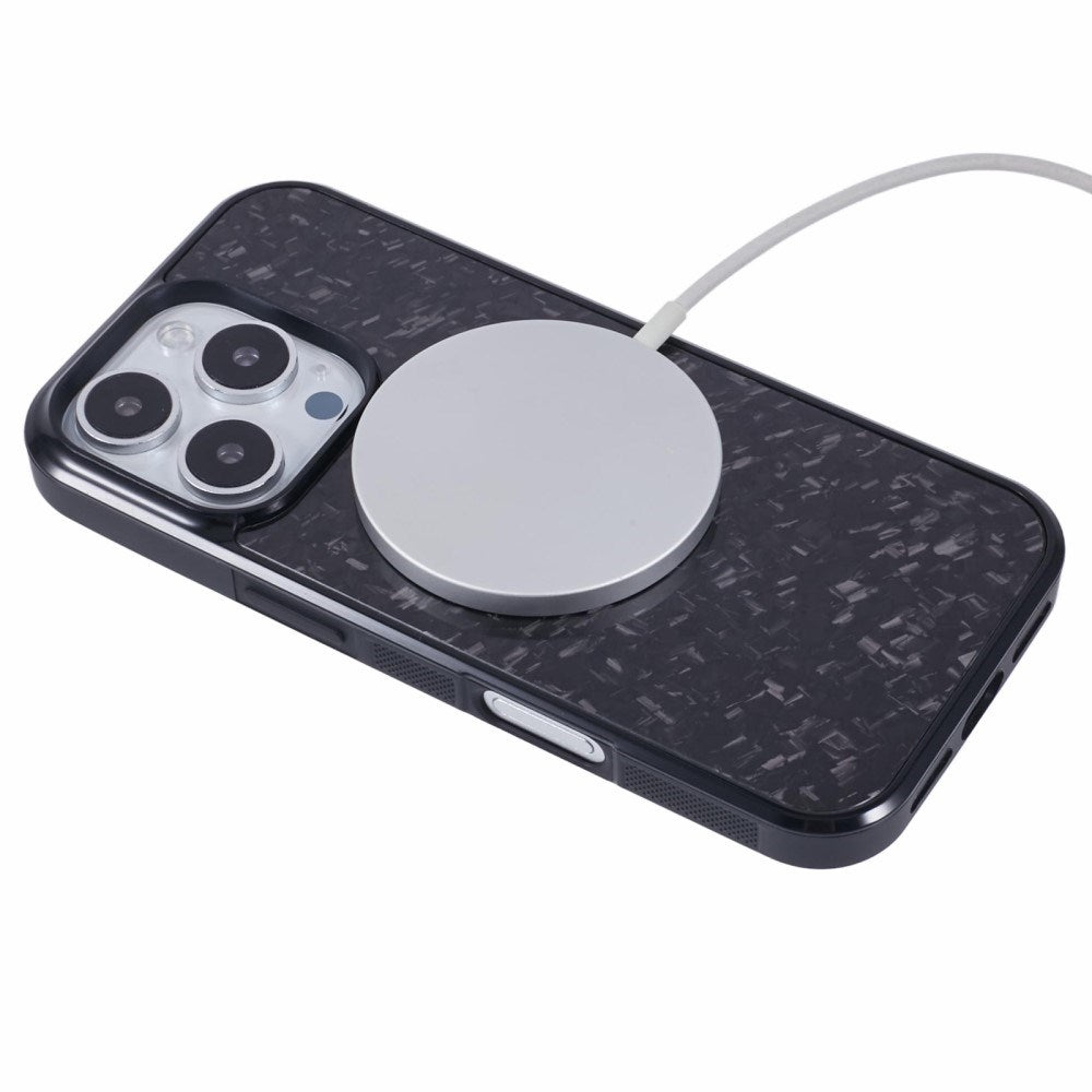 EIDERWOOD iPhone 16 Pro Carbon Cover m. Non-Slip Edge - MagSafe-kompatibel - Svart