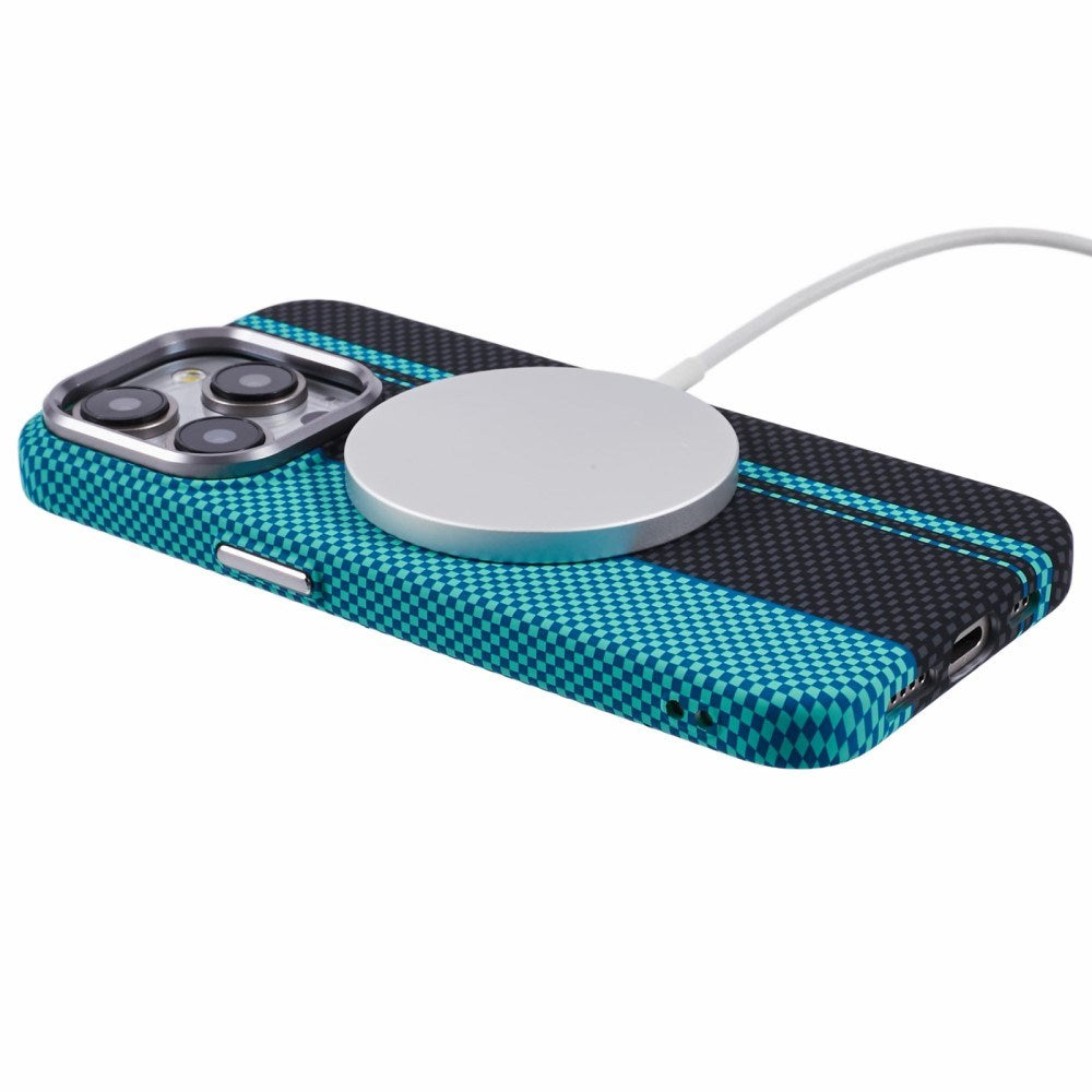 iPhone 12/12 Pro - EIDERWOOD Mønstret Carbon Cover - MagSafe Kompatibel - Blue/Black