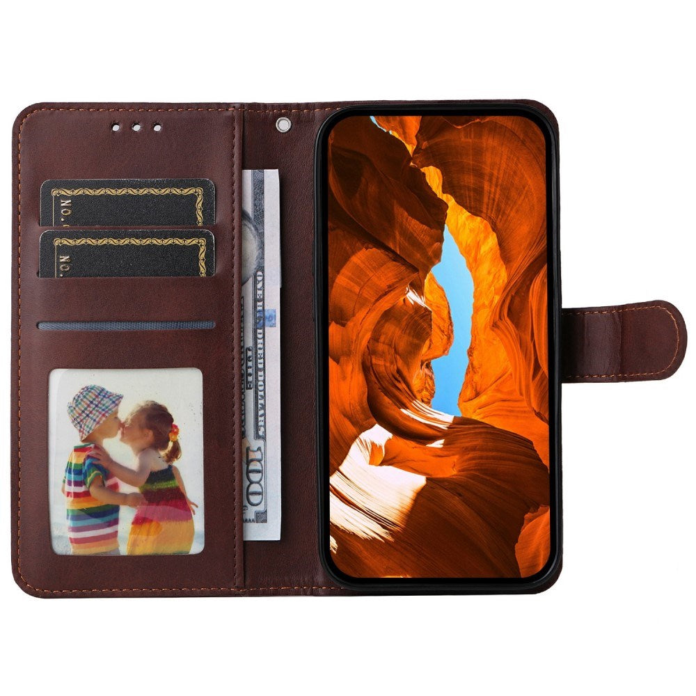 Motorola Moto E14 (4G) / G04 (4G) / G04s (4G) / G24 (4G) - EIDERWOOD Kunstlæder Flip Cover m. Strop - Brun