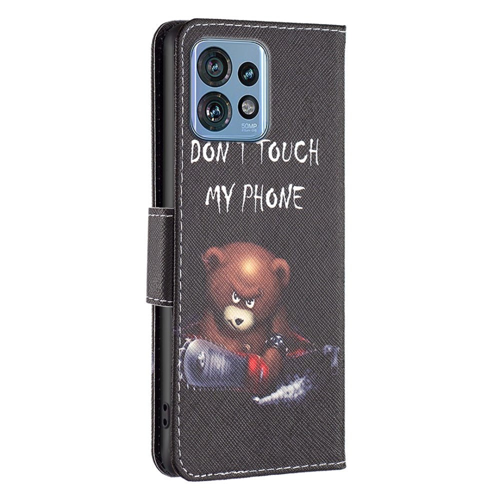 Motorola Edge 40 Pro Leather Flip Cover m. Pung & Print - "Don't Touch My Phone" Bjørn