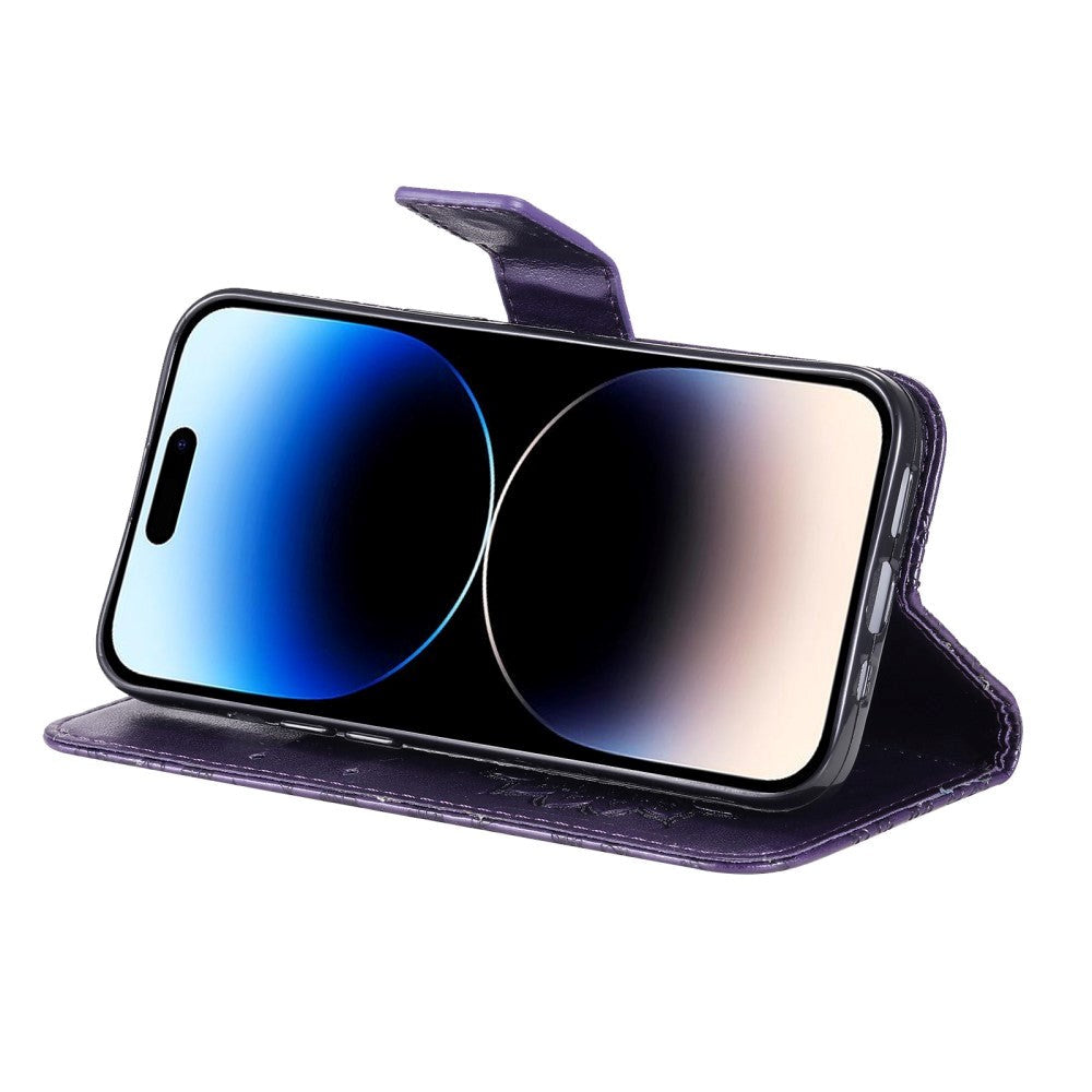 iPhone 15 Pro Leather Flip Cover m. Veske og stropp - Mandala Flower - Lilla