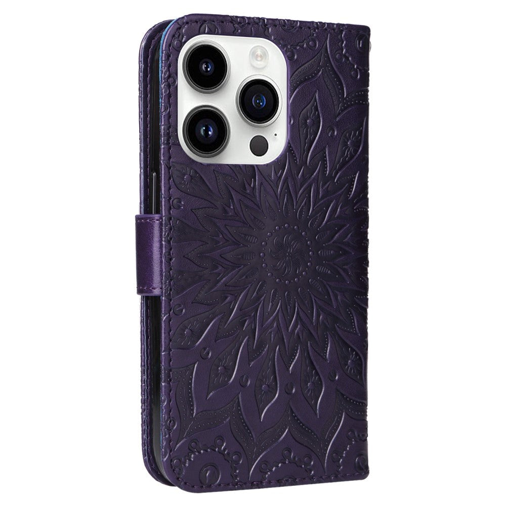 iPhone 15 Pro Leather Flip Cover m. Veske og stropp - Mandala Flower - Lilla