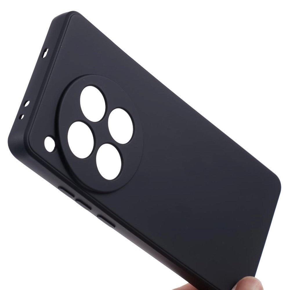 OnePlus 12 Fleksibelt Plastik Bagside Cover - Sort