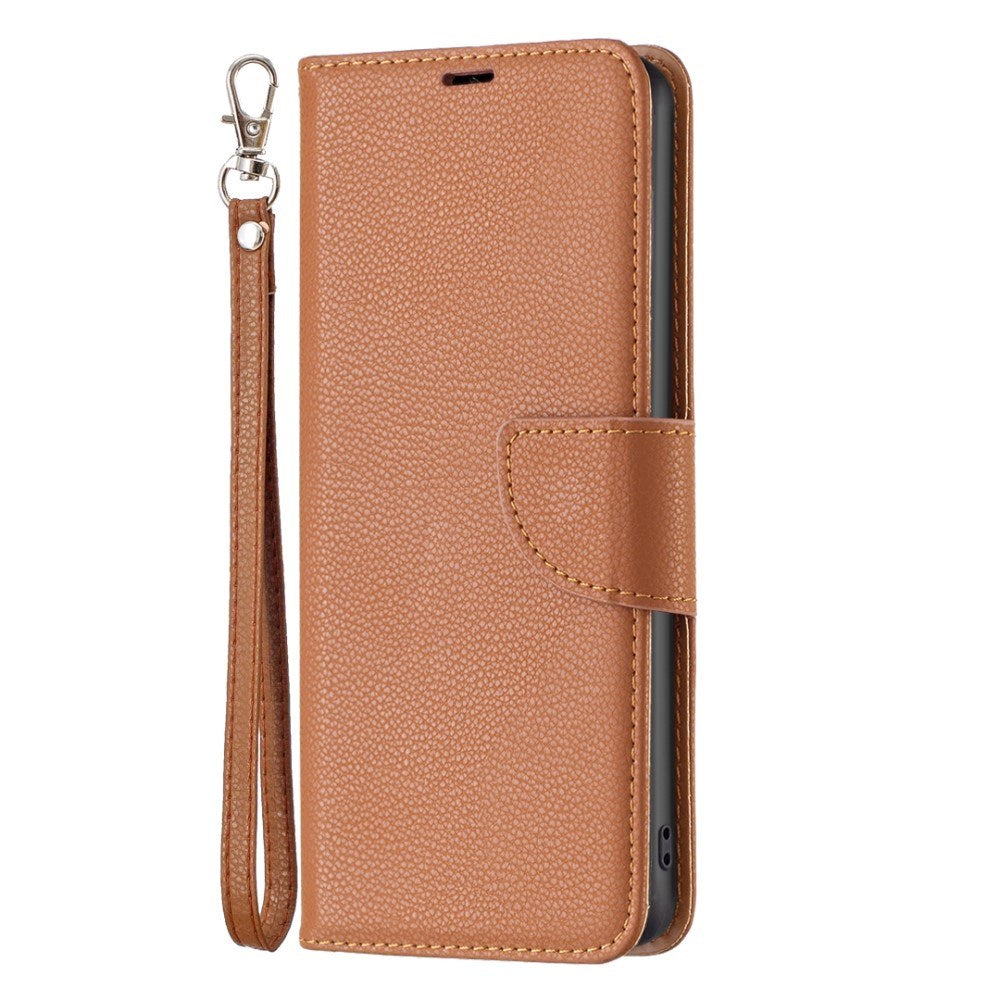 EIDERWOOD Xiaomi Redmi Note 13 Pro (4G) Litchi Leather Flip Cover m. Lommebok og stropp - brun