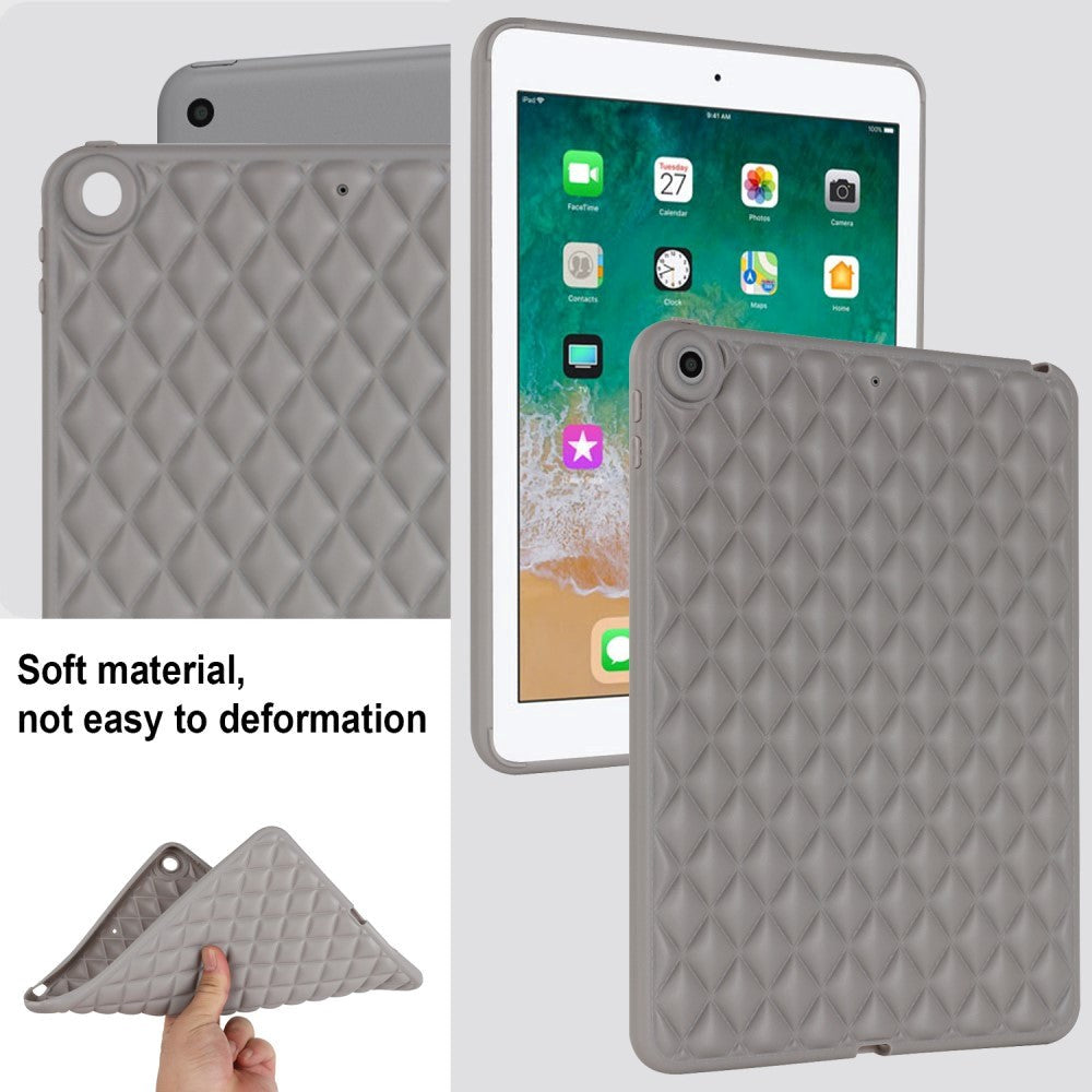 iPad 9.7 (2018-2017) / iPad Air 2 fleksibelt plastdeksel - Rhombe Design - Grå