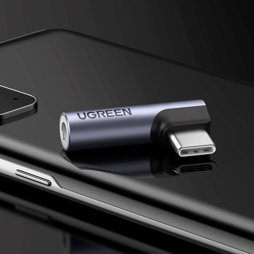 Vinklet USB-C til Mini Jack-adapter - Ugreen AV154 - 3,5 mm - Grå