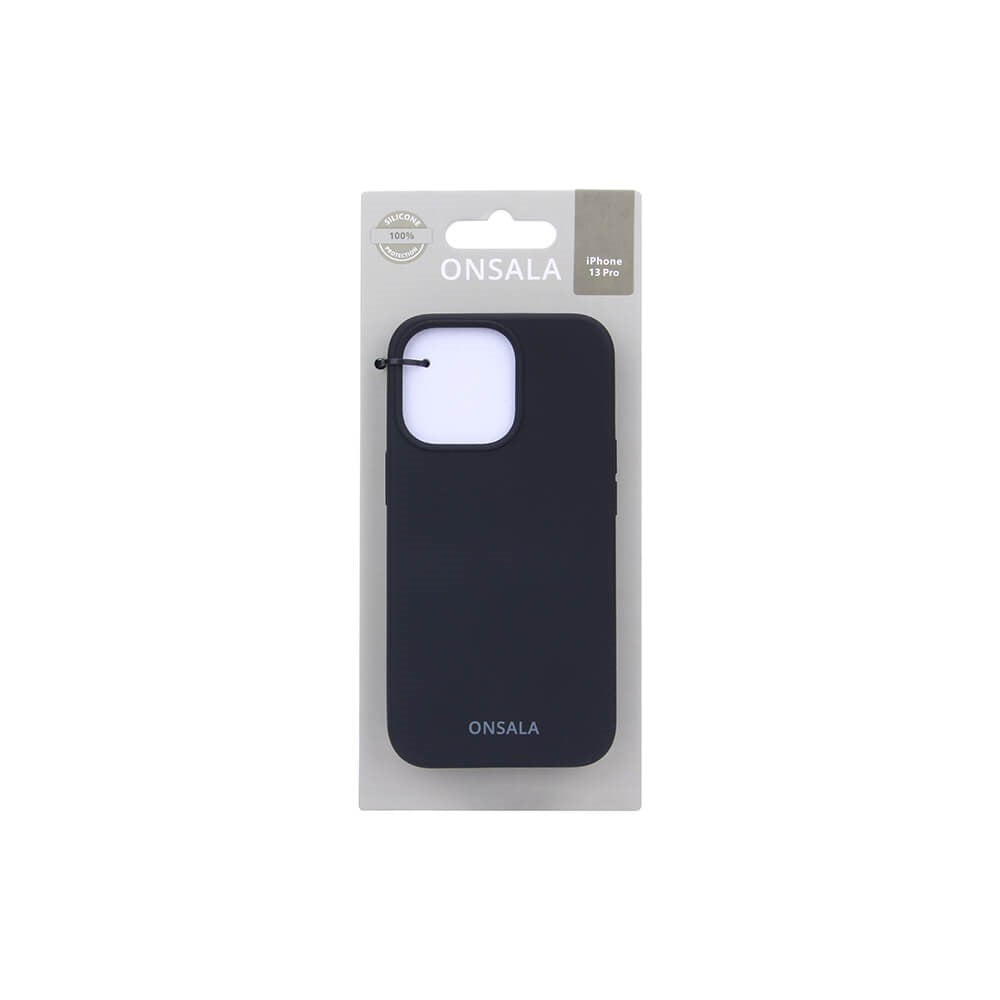GEAR iPhone 13 Pro Onsala Collection Liquid Silikone Bagside Cover - Black