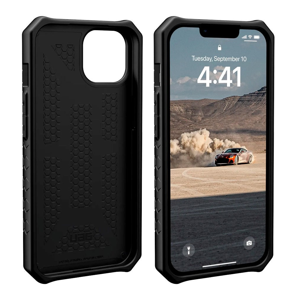 iPhone 14 / 13 UAG MONARCH Series Bagside Cover - Carbon-Fiber - Sort