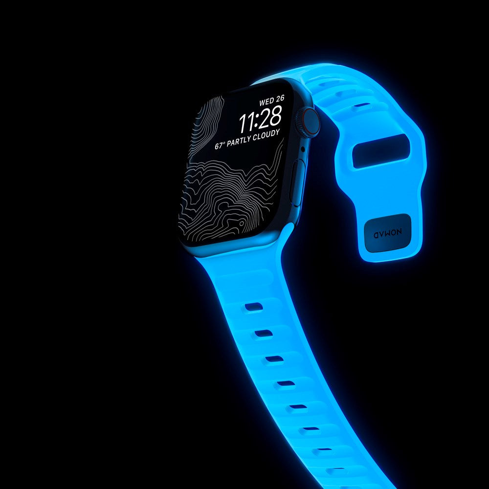 Nomad Apple Watch (38/40/SE/41/42 mm) sportsbåndstropp - Icy Blue Glow
