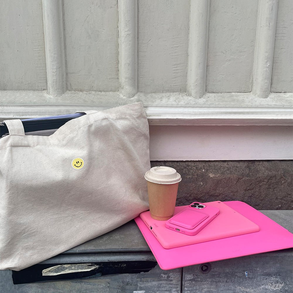 iPad 10,2" (2021 / 2020 / 2019) Holdit silikon bakdeksel - lys rosa