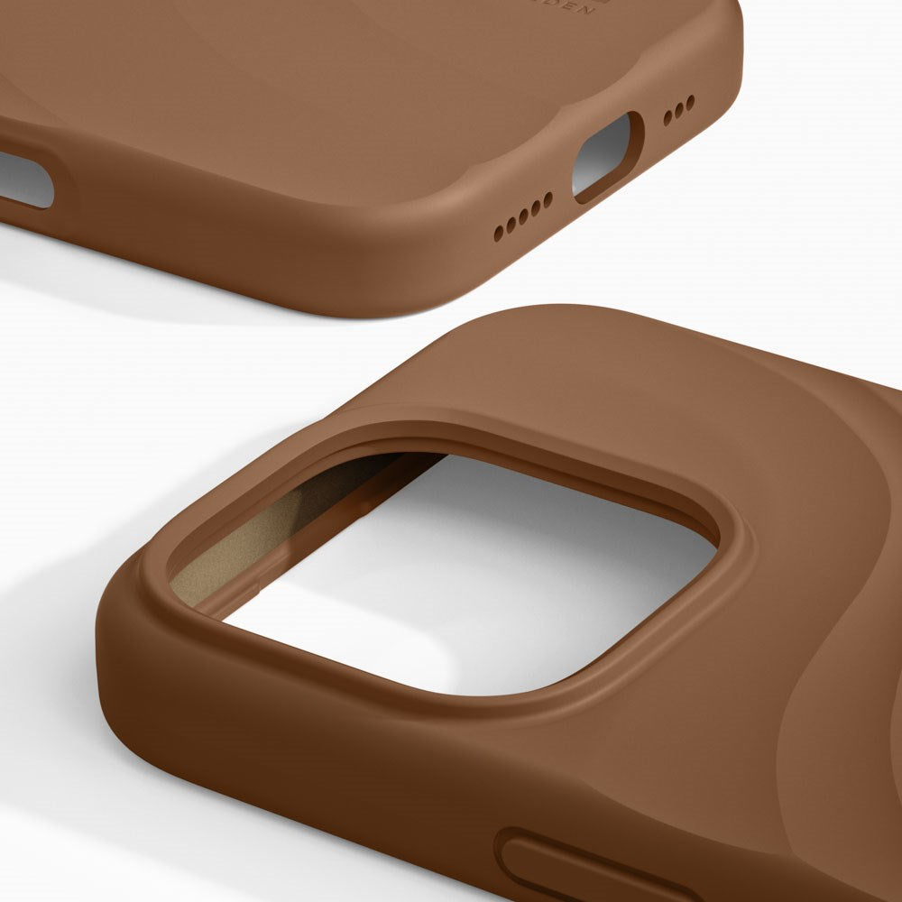 iPhone 16 Pro iDeal of Sweden Soft Swirl Silikone Cover - MagSafe Kompatibel - Salted Caramel