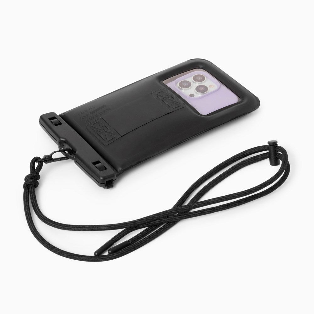 iDeal of Sweden Universal Vandtæt Case m. Justerbar Strop - Sort (Maks. Mobil Str.: 220 x 120 mm)