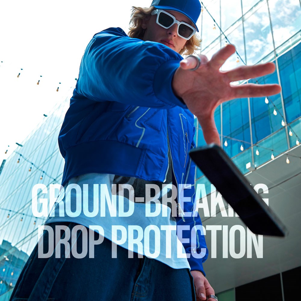 iPhone 16e / 14 / 13 / 13 Pro PanzerGlass Ultra Wide Fit Beskyttelsesglas m. EasyAligner - Privacy - Gennemsigtig / Privacy