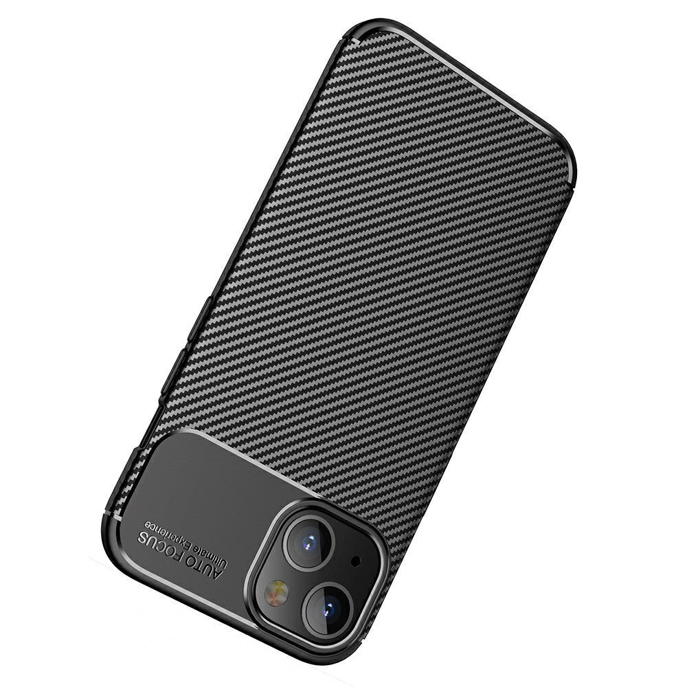 iPhone 13 Carbon Fiber Fleksibelt Plastik Bagside Cover - Sort