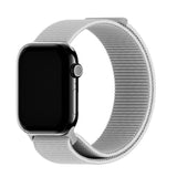 Apple Watch (42/44/SE/45/46/49mm) Holdit Nylon Rem - Grå