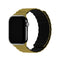 Apple Watch (42/44/SE/45/46/49mm) Holdit Silikone Rem m. Magnetlukning - Warm Olive / Black
