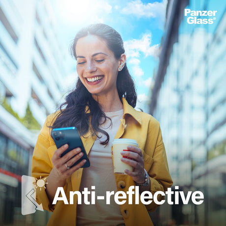 iPhone 16 PanzerGlass Ultra Wide Fit Beskyttelsesglass m. EasyAligner - EyeCare - Diamond Strength - Transparent / Black Edge