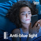 iPhone 16 PanzerGlass Ultra Wide Fit Beskyttelsesglass m. EasyAligner - EyeCare - Diamond Strength - Transparent / Black Edge