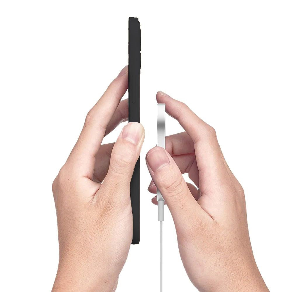 iPhone 13 Pro Tech-Protect Icon Silikon Bakdeksel - MagSafe-kompatibelt - Svart