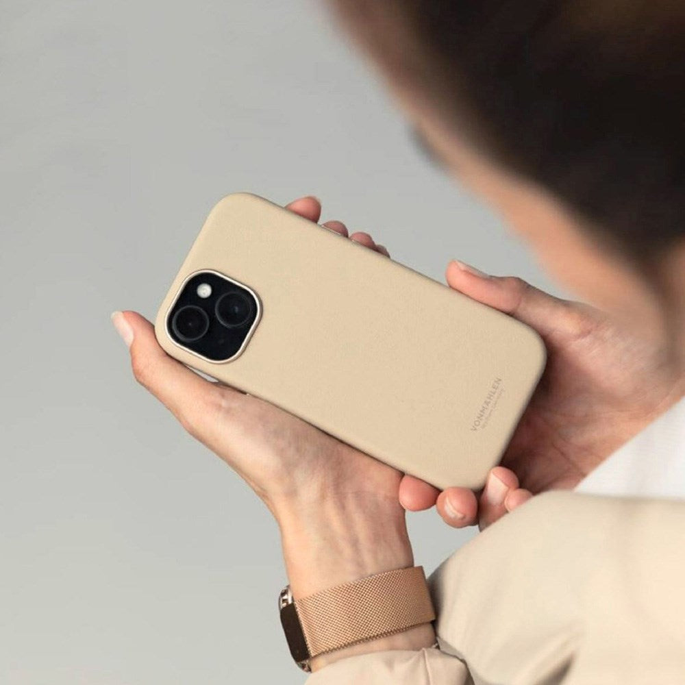 Vonmählen iPhone 16 Pro Max Like Leather Bakdeksel - MagSafe-kompatibel - Kremfarget