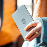 UPSTRÖM LÄDER Qi 10W rask trådløs lader - Grå