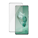 OnePlus 12 PanzerGlass Ultra Wide Fit Skjermbeskytter - Platinum Styrke - Svart kant