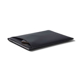 Philbert UltraSlim Vegan Leather Sleeve m. Stropp for MacBook / bærbar PC 13" (31,0 x 22,5 x 2 cm) - Svart