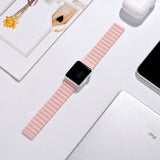 Lippa Apple Watch (38/40/SE/41/42 mm) magnetisk silikonrem - rosa