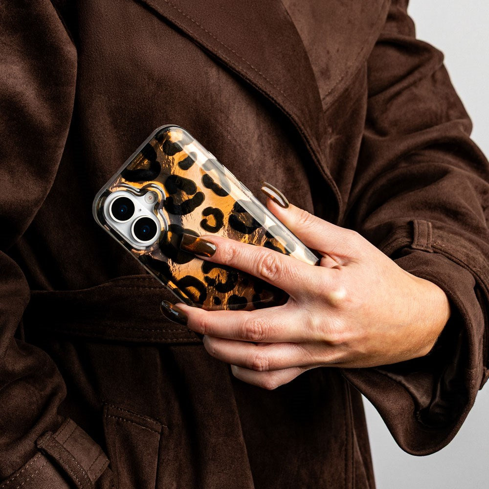iPhone 16 Fleksibelt Plast Mobil Cover - Panther