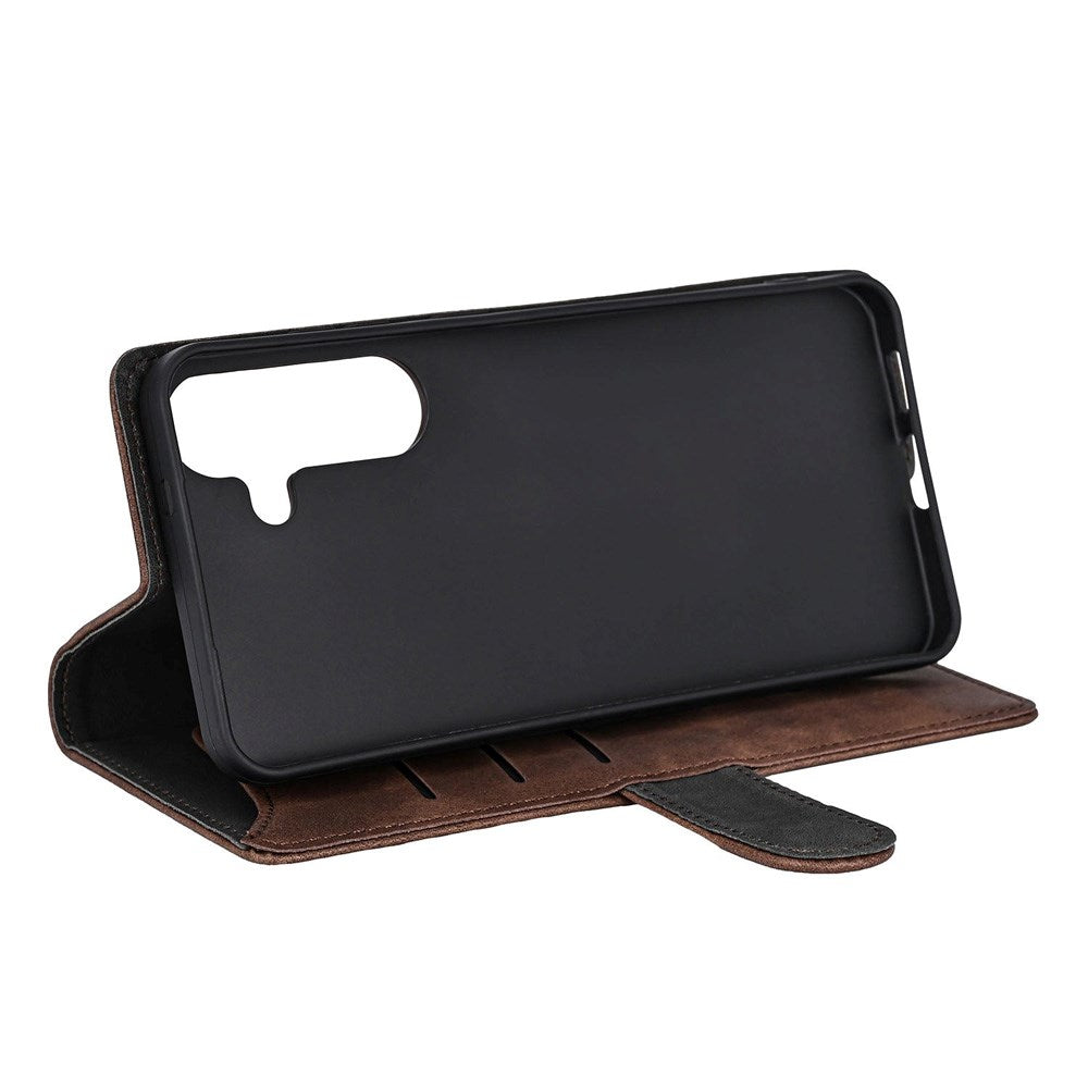 Samsung Galaxy S25+ (Plus) GEAR Classic Flip Cover kunstskinn - Kortholder og stativfunksjon - Brun