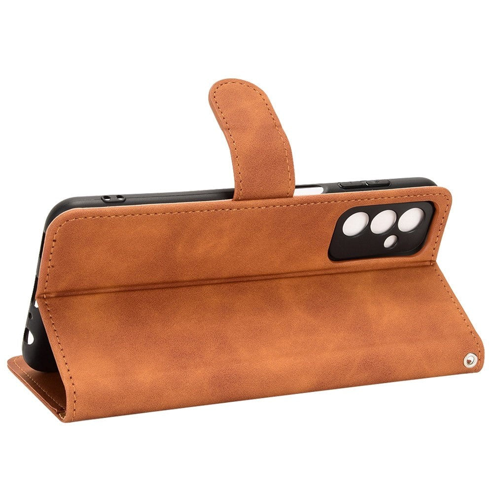 Samsung Galaxy M13 Leather Flip Cover m. Lommebok og magnetisk lukking - brun