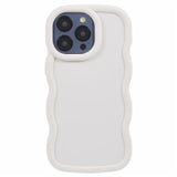 EIDERWOOD iPhone 12 Pro Max Fleksibelt Plastik Wavy Mobil Cover - Hvid