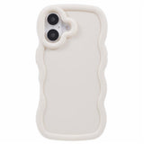 EIDERWOOD iPhone 16 Fleksibelt Plastik Wavy Mobil Cover - Hvid