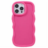 EIDERWOOD iPhone 16 Pro Max Fleksibelt Plastik Wavy Mobil Cover - Pink