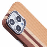 iPhone 16 Pro - EIDERWOOD Mønstret Carbon Cover - MagSafe Kompatibel - Light Stripes
