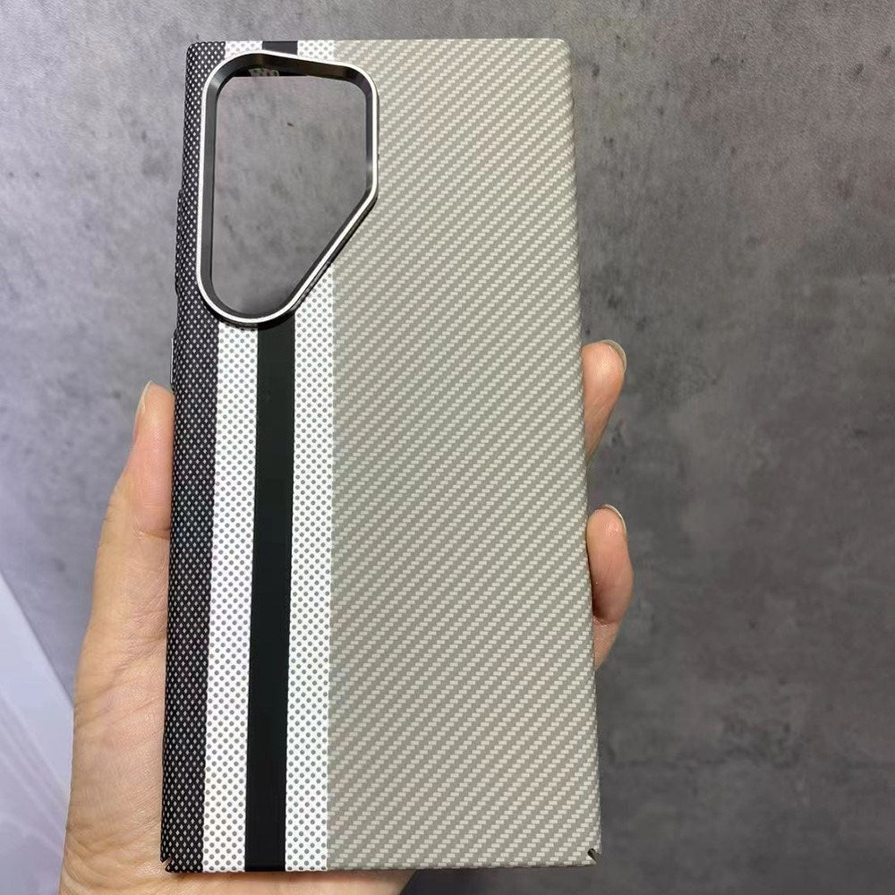 Samsung Galaxy S23 Ultra - EIDERWOOD mønstret karbondeksel - MagSafe-kompatibel - Grå striper