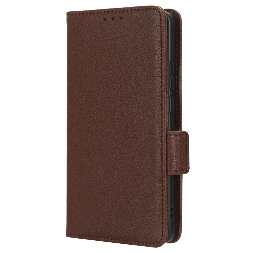 Motorola Edge 40 PU Litchi Leather Flip Cover m. Lommebok - Brun