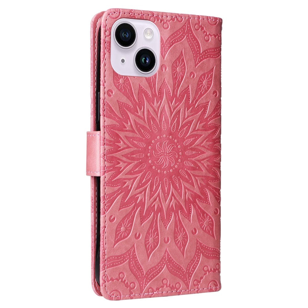 iPhone 15 Plus Leather Flip Cover m. Lommebok og stropp - Mandala Flower - Rosa