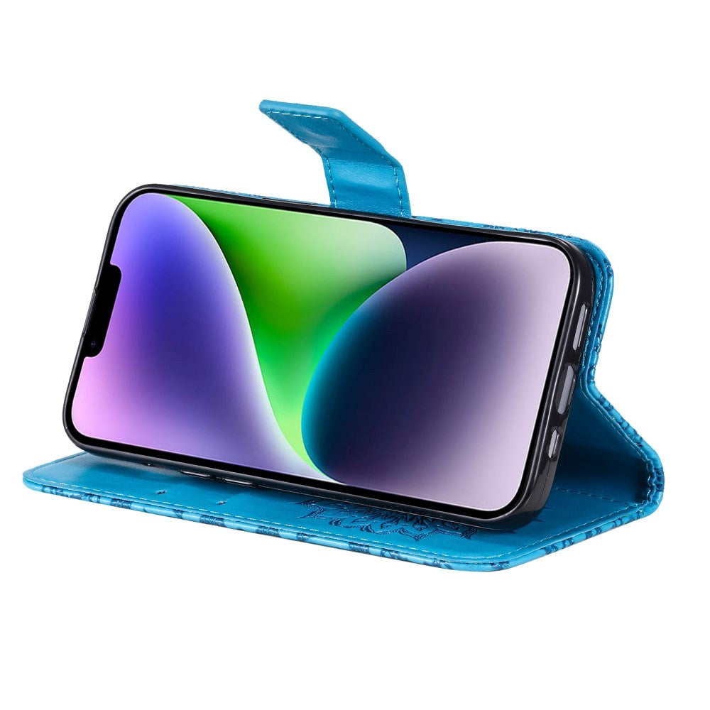 iPhone 15 Plus Leather Flip Cover m. Lommebok og stropp - Mandala Flower - Blå