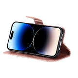 iPhone 15 Pro Leather Flip Cover m. Lommebok og stropp - Mandala Flower - Rose Gold