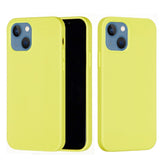 iPhone 15 Liquid Silikone Bagside Cover - Gul
